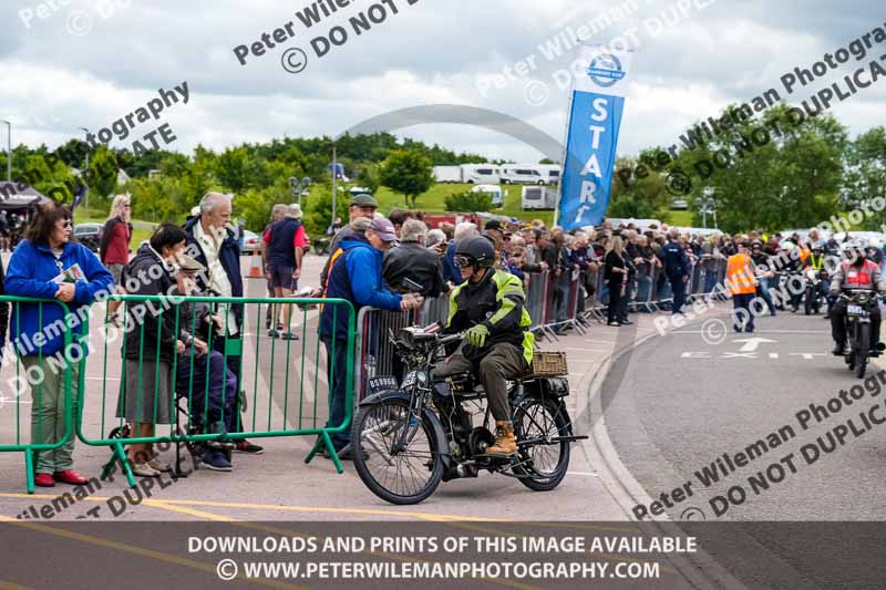 Vintage motorcycle club;eventdigitalimages;no limits trackdays;peter wileman photography;vintage motocycles;vmcc banbury run photographs